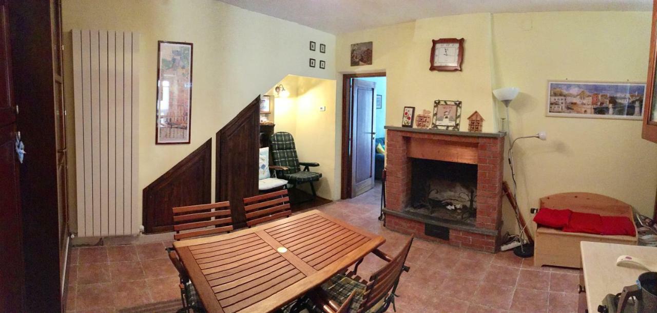 Casa Ai Piedi Della Riserva Naturale Петторано-суль-Джицио Экстерьер фото